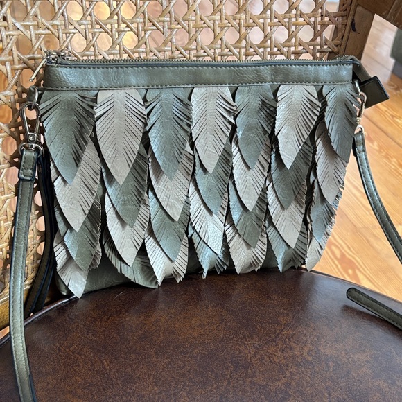 Feathered Tan and green Women's Bag - Picture 1 of 10